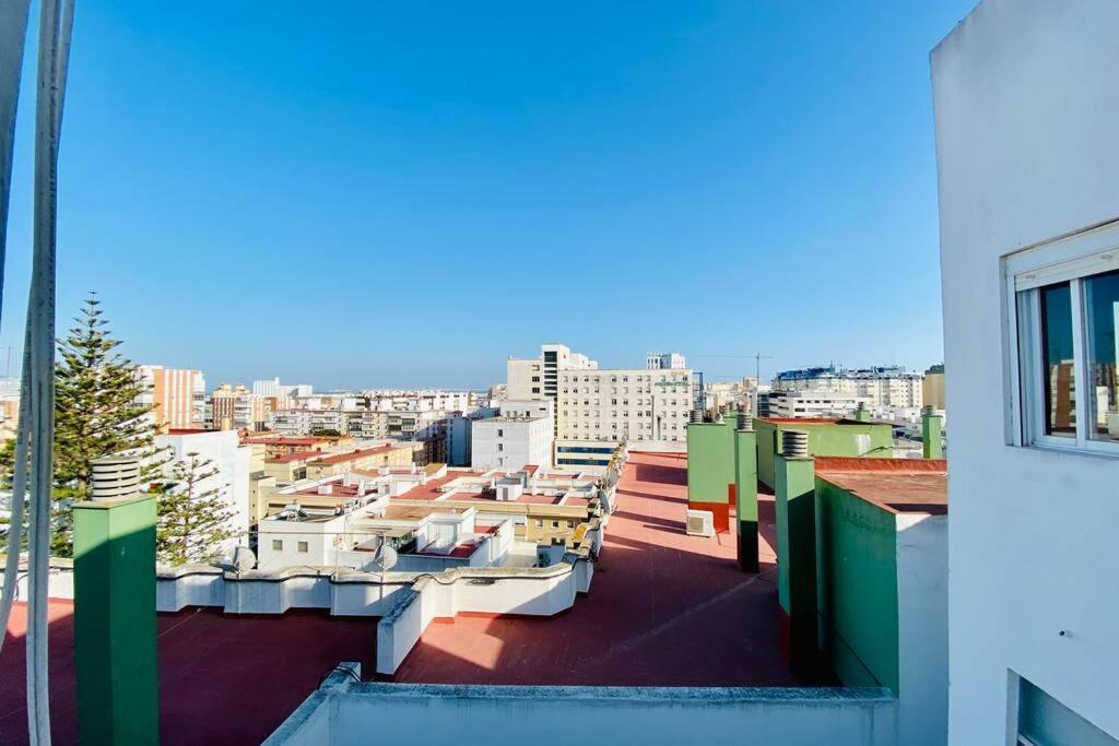 Penthouse Mara Ascensor Y Playa Grupo Ac Gestion Apartman Cádiz Kültér fotó